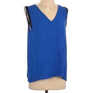 Creative Commune | lace back sleeveless top